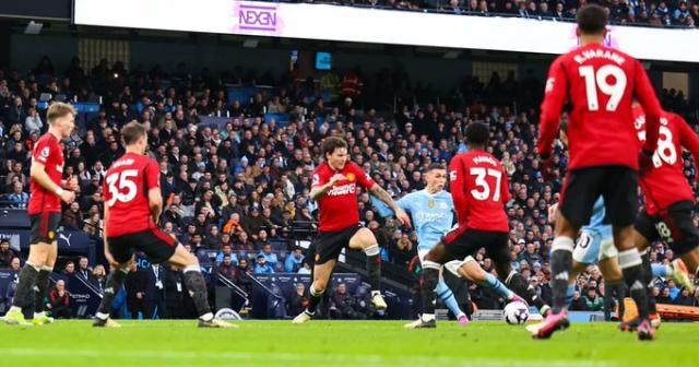 【英超】拉10世界波难奈福登双响，曼城3-1曼联