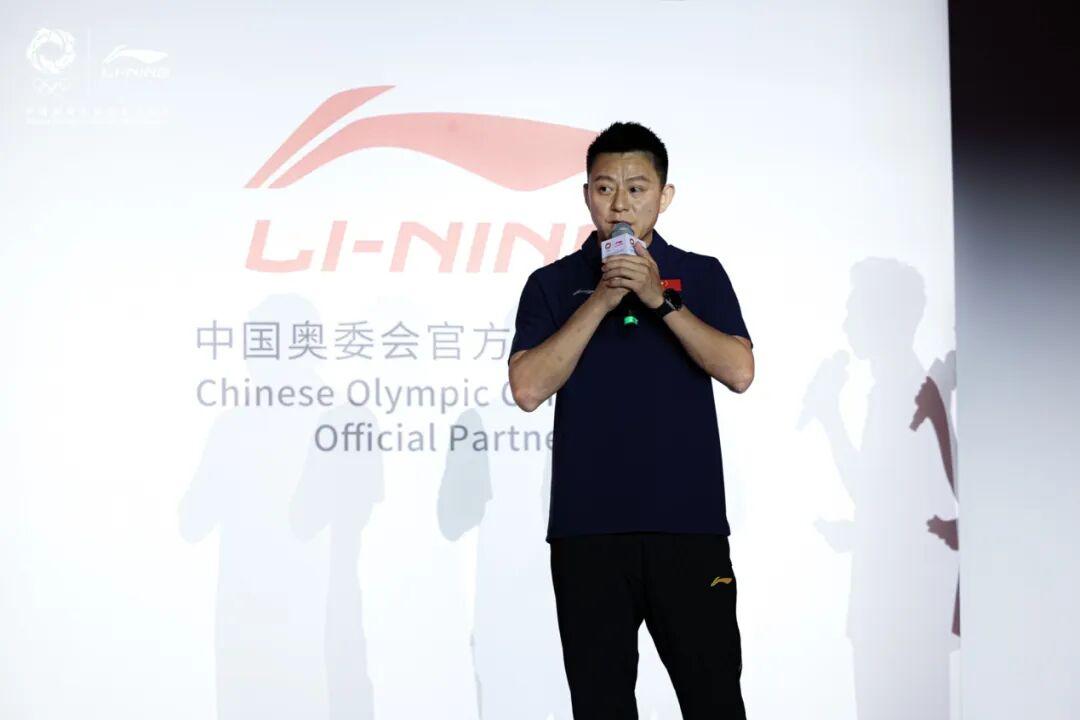 关注｜共赴山海志在领先，李宁新品发布会盛大召开