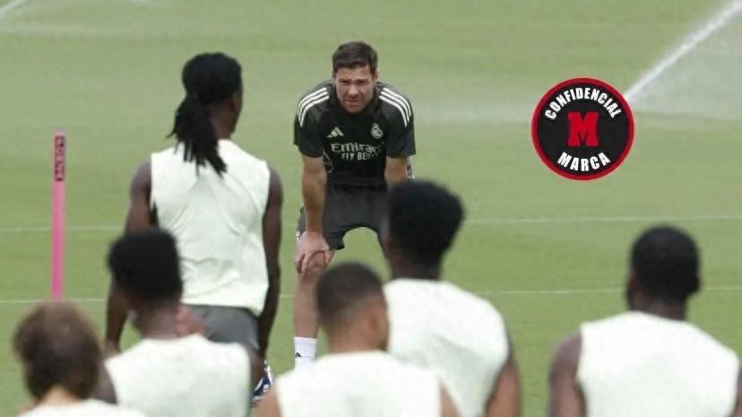 PP电子(中国)-曝阿隆索曾怒斥皇马球员：我可不是来教幼儿园的！