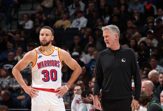 PP电子(中国)-库里复苏主宰关键时刻，科尔拨乱反正板凳帮觉醒