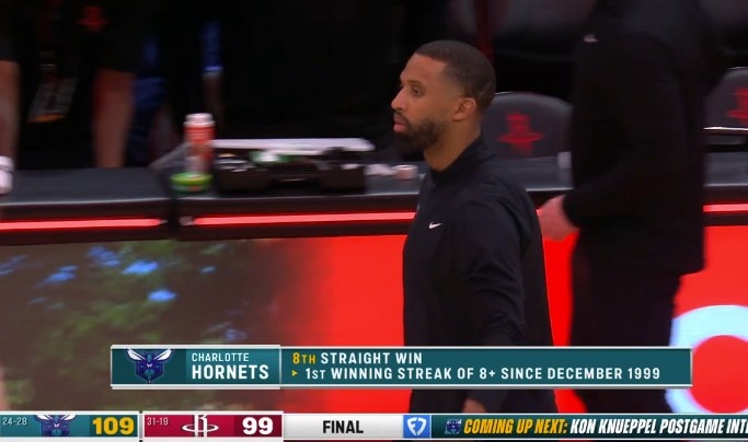 PP电子(中国)-新世纪第一次！黄蜂豪取8连胜 队史自1999年12月以来首次