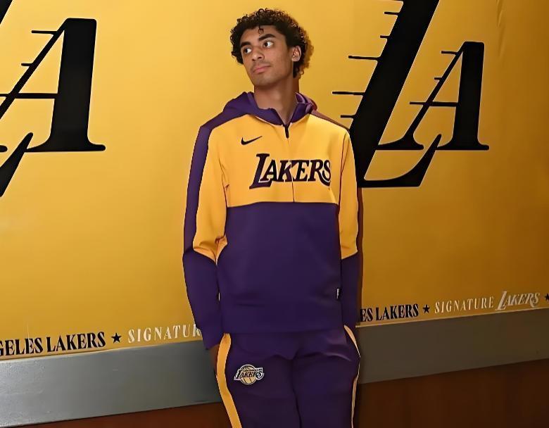 PP电子(中国)-连续四场！独行侠捡到宝？比浓眉还靠谱了？